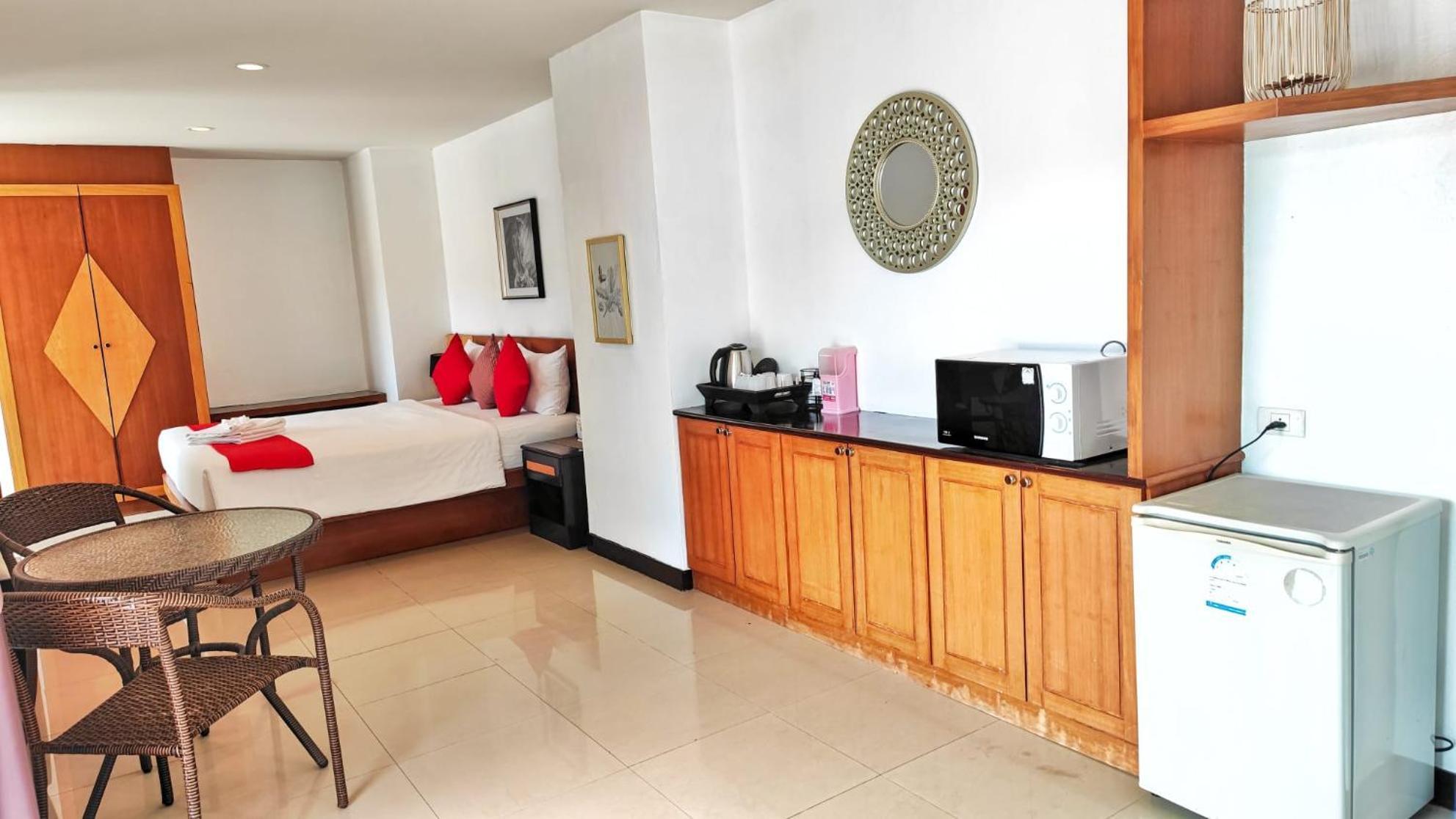 Cocoon Apk Resort & Spa Patong Екстер'єр фото