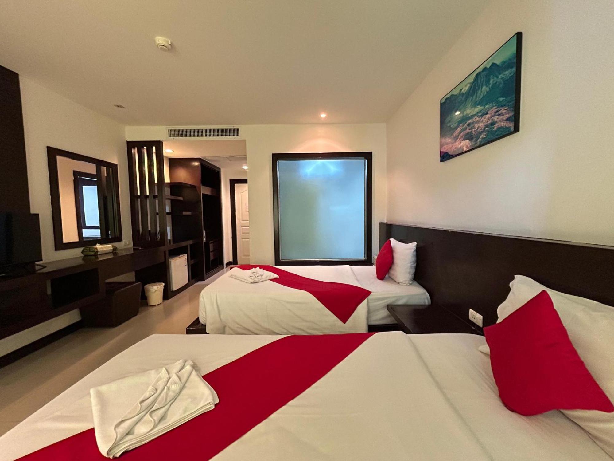 Cocoon Apk Resort & Spa Patong Екстер'єр фото
