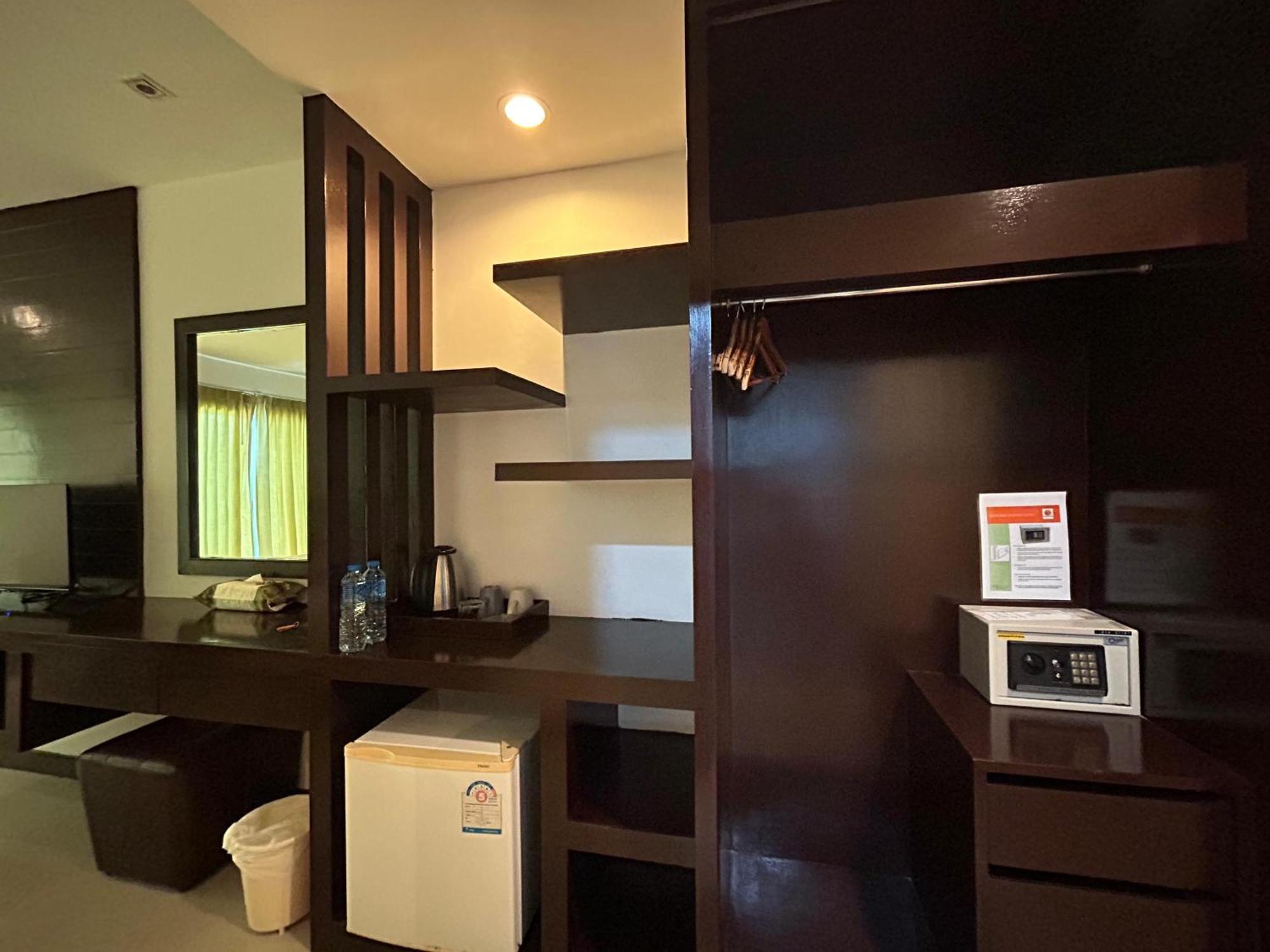 Cocoon Apk Resort & Spa Patong Екстер'єр фото