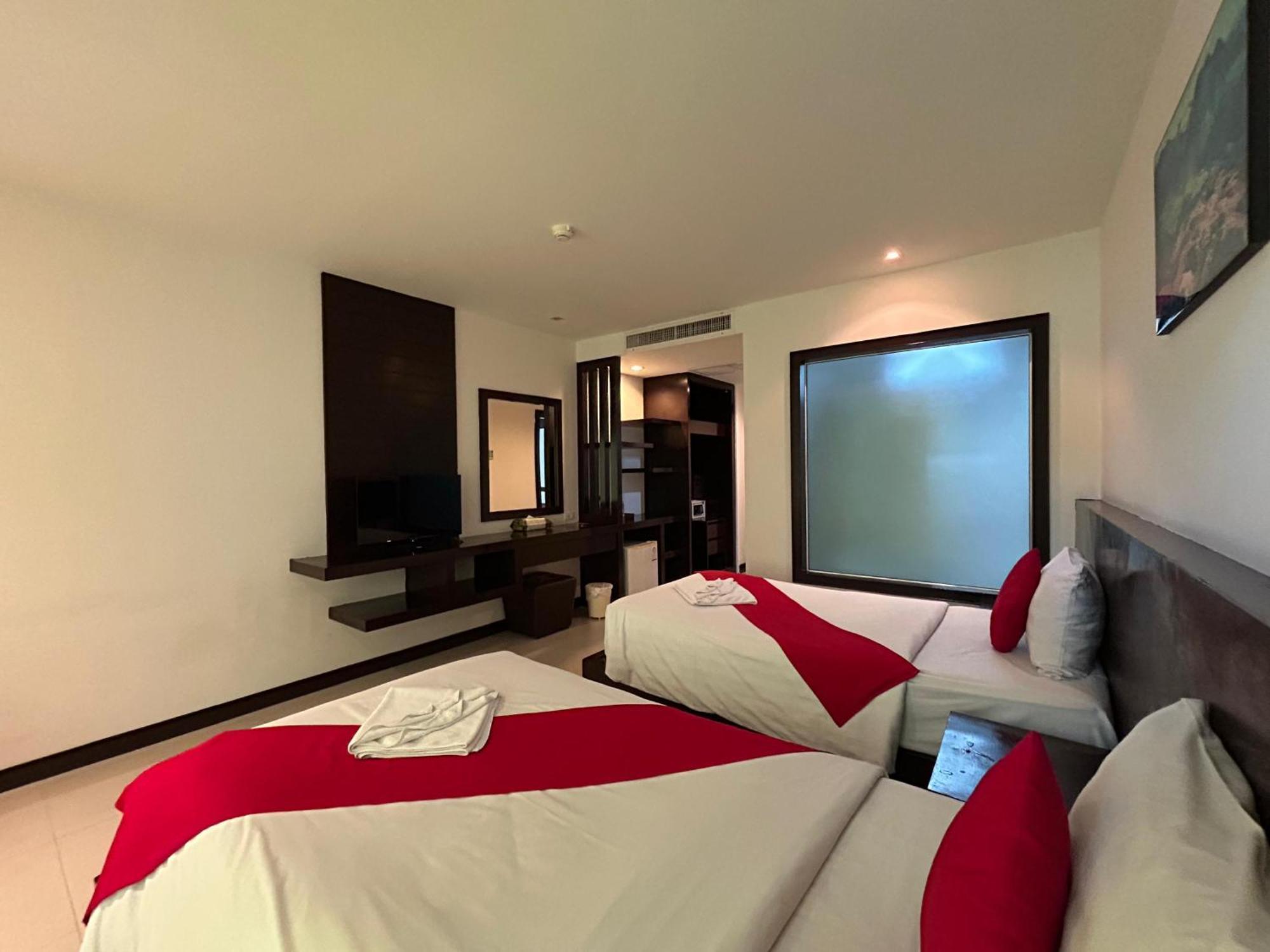 Cocoon Apk Resort & Spa Patong Екстер'єр фото