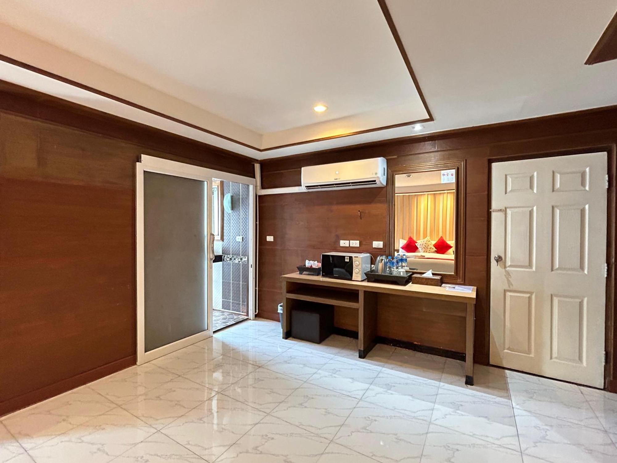 Cocoon Apk Resort & Spa Patong Екстер'єр фото